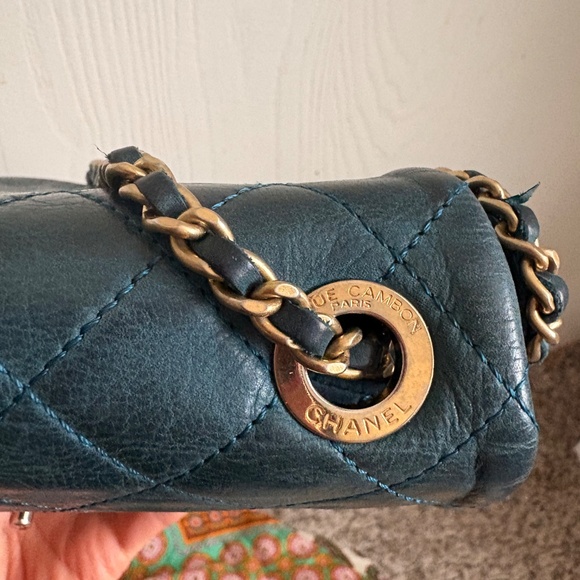 Chanel Small Chic Quilt Flap Bag - Picture 6 of 13